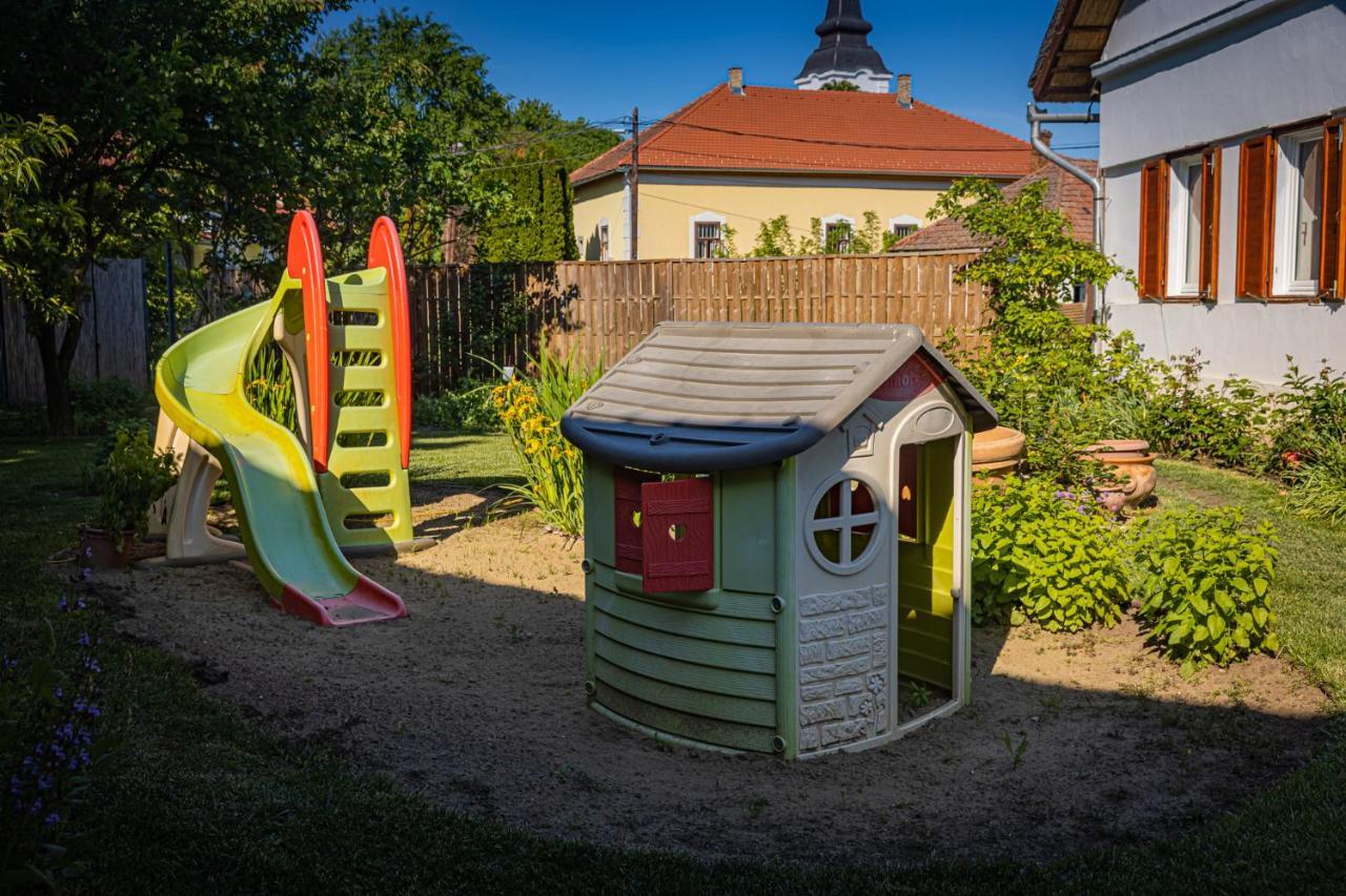 Butik Design Nadas Abádszalók Dış mekan fotoğraf